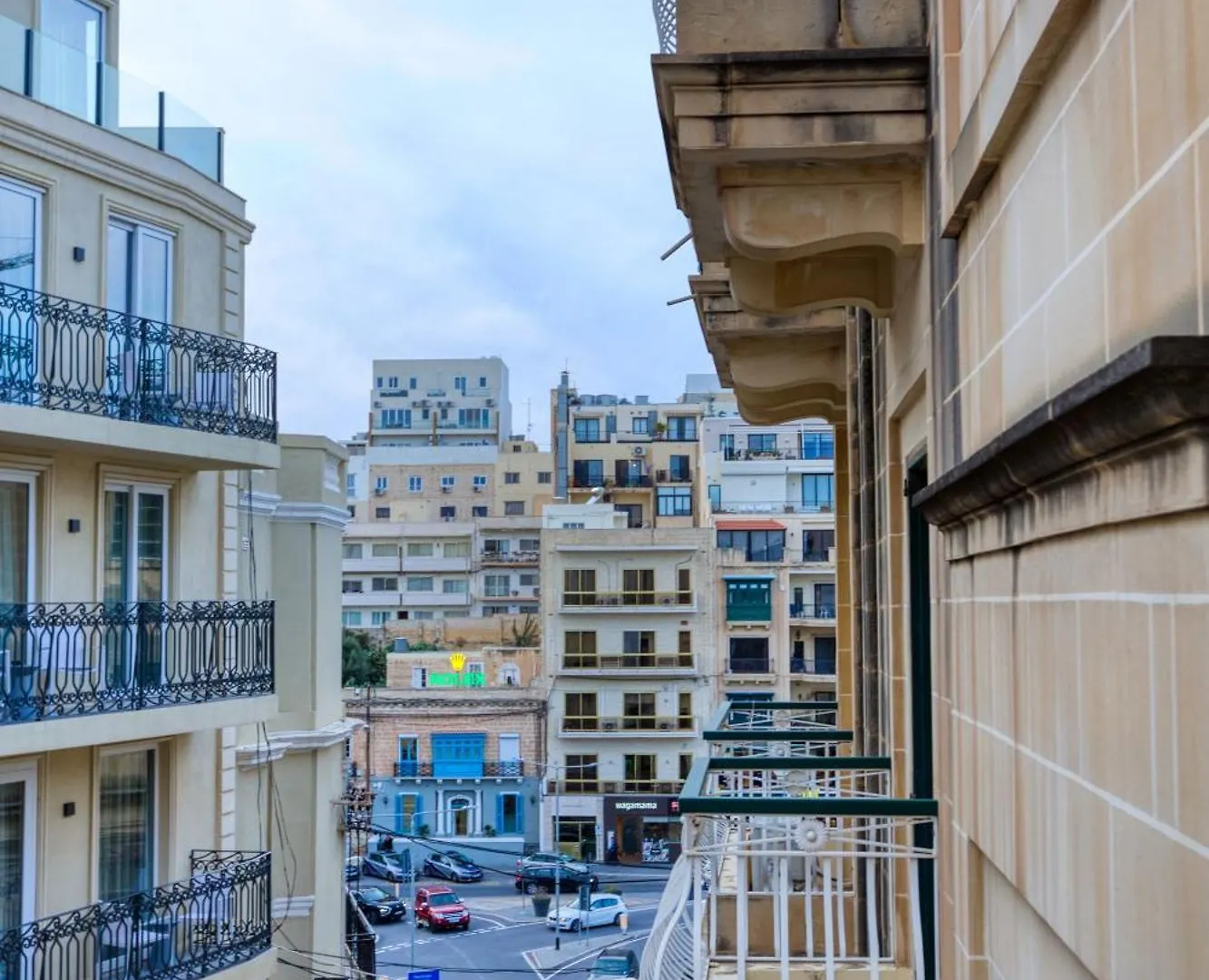 A Lovely 2Br Home Just Off Spinola Bay By 360 Estates Saint Julian's Malta